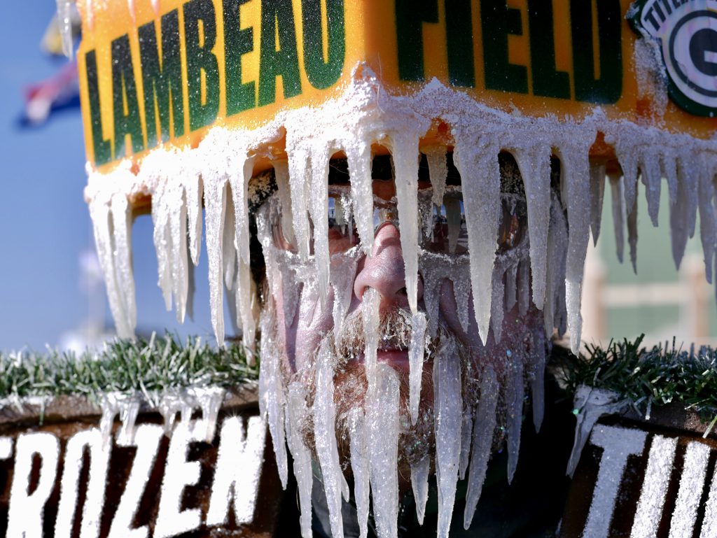 seahawks. @packers. Only one can leave the Frozen Tundra with a